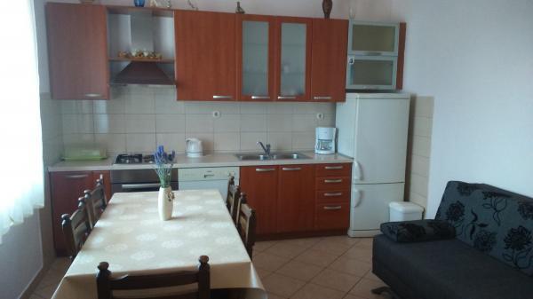 Apartmani Petra Pakoštane Zewnętrze zdjęcie