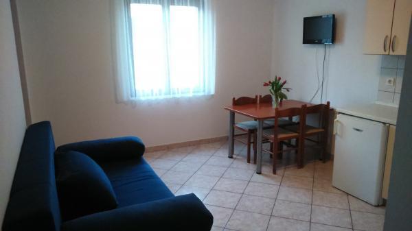 Apartmani Petra Pakoštane Zewnętrze zdjęcie